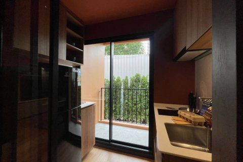 Кондоминиум с 3 спальнями в Дин Даенге, Бангкок, Таиланд № 114336 - фото 7