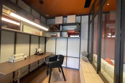 Кондоминиум с 3 спальнями в Дин Даенге, Бангкок, Таиланд № 114336 - фото 8