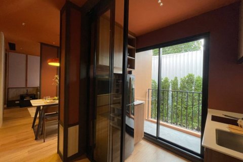 Кондоминиум с 3 спальнями в Дин Даенге, Бангкок, Таиланд № 114336 - фото 6