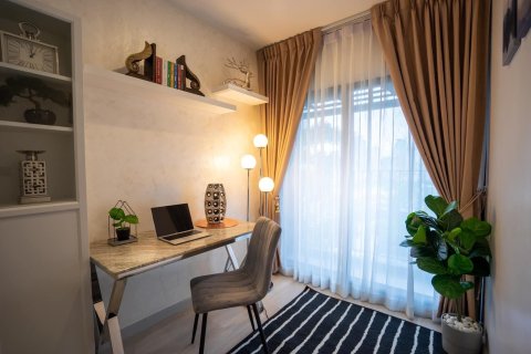 Студия в кондо в Сатхоне, Бангкок, Таиланд № 156123 - фото 4