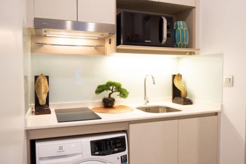 Студия в кондо в Сатхоне, Бангкок, Таиланд № 156123 - фото 8