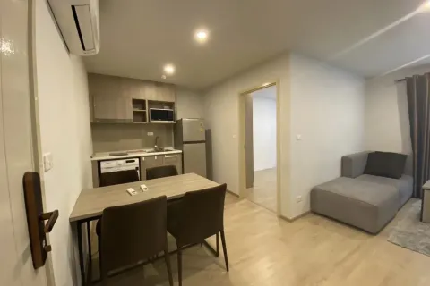 Кондоминиум с 2 спальнями в Чатучаке, Бангкок, Таиланд № 156122 - фото 6