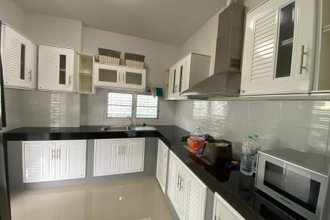 House in Chiang Rai, Thailand 3 bedrooms № 170720 - photo 16