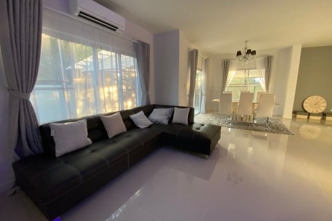 House in Chiang Rai, Thailand 3 bedrooms № 170720 - photo 9