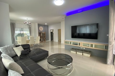 House in Chiang Rai, Thailand 3 bedrooms № 170720 - photo 12