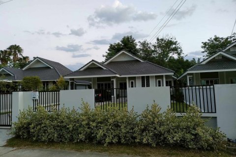 House in Mae Rim, Thailand 3 bedrooms № 141509 - photo 15