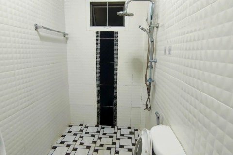 House in Mae Rim, Thailand 3 bedrooms № 141509 - photo 14