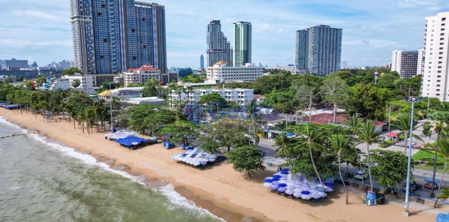 Condo in Pattaya, Thailand, 2 bedrooms № 196810