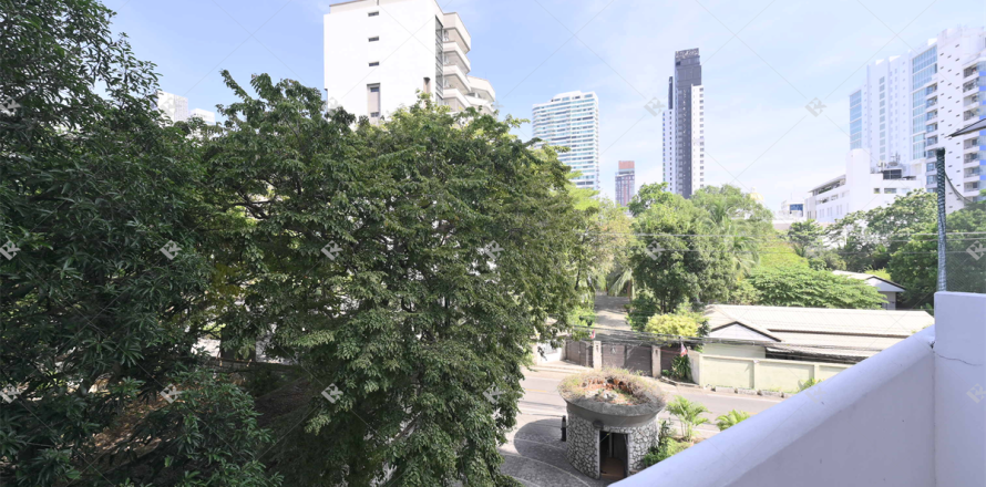 Condo in Bangkok, Thailand, 2 bedrooms № 186600