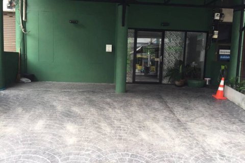 Propriété commerciale à Khlong Toei, Bangkok, Thaïlande № 173329 - photo 8