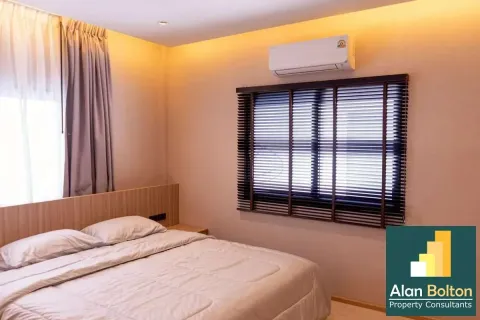 Casa de 3 dormitorios en Jomtien Beach, Pattaya, Tailandia № 210755 - foto 13
