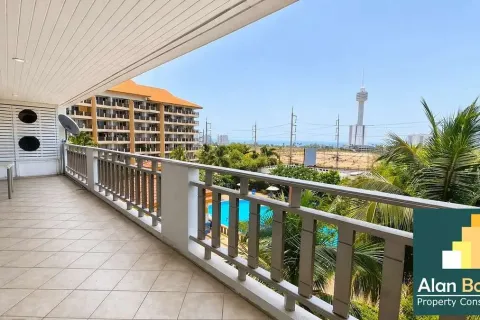 Condominio de 3 dormitorios en Jomtien Beach, Pattaya, Tailandia № 210749 - foto 7