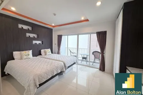 Studio dans le Condo à Pattaya, Thaïlande  № 210754
