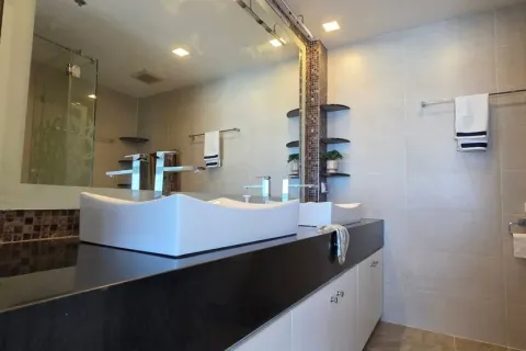 Condominio de 2 dormitorios en Pattaya, Tailandia № 210753 - foto 30