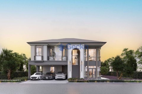 House in Pattaya, Thailand 4 bedrooms № 196153