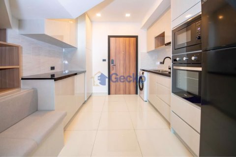Condo in Pattaya, Thailand, 2 bedrooms № 196150 - photo 12
