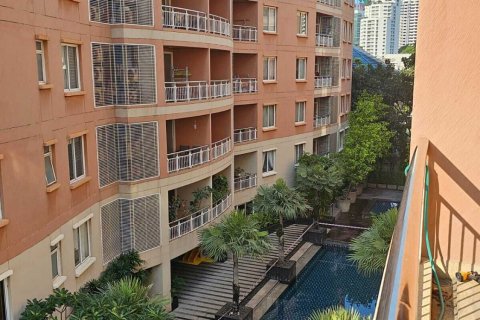 Кондоминиум с 2 спальнями в Ваттхане, Бангкок, Таиланд № 147764 - фото 9