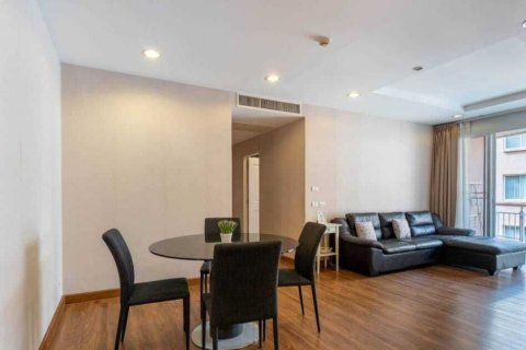 Кондоминиум с 2 спальнями в Ваттхане, Бангкок, Таиланд № 147764 - фото 2