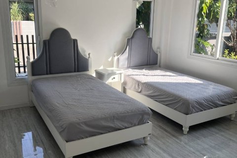 House in Hang Dong, Thailand 7 bedrooms № 147765 - photo 26