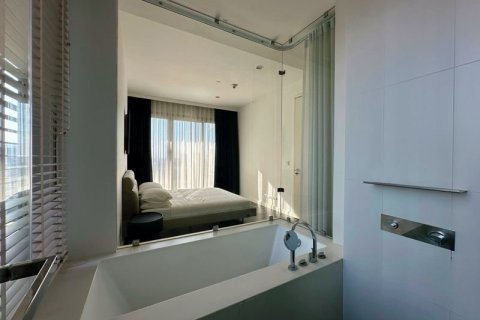 Condo à Pathum Wan, Bangkok, Thaïlande, 2 chambres № 202085 - photo 5