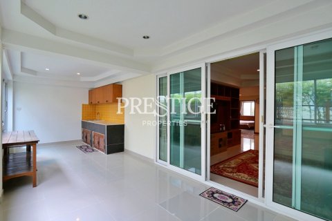 บ้านในพัทยา, ประเทศไทย 6 ห้องนอน № 198524 - รูปถ่าย 21