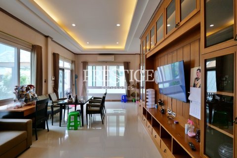 บ้านในพัทยา, ประเทศไทย 6 ห้องนอน № 198524 - รูปถ่าย 4
