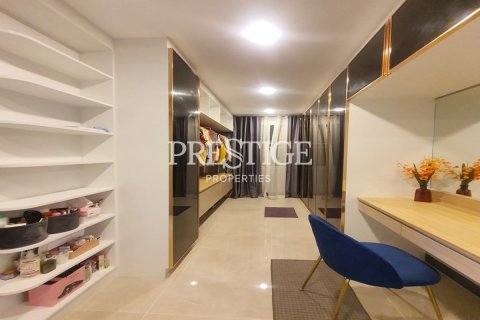 บ้านในพัทยา, ประเทศไทย 6 ห้องนอน № 198523 - รูปถ่าย 18
