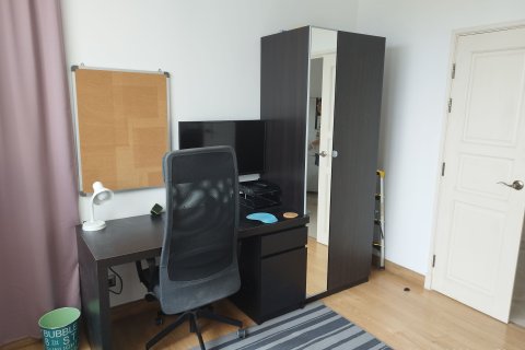 Кондоминиум с 2 спальнями в Хуай Кванге, Бангкок, Таиланд № 136359 - фото 6