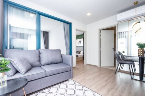 Кондоминиум с 2 спальнями в Клонг Тоэй, Бангкок, Таиланд № 162115 - фото 2