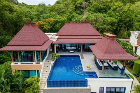 Villa in Hua Hin, Thailand 5 bedrooms № 168604