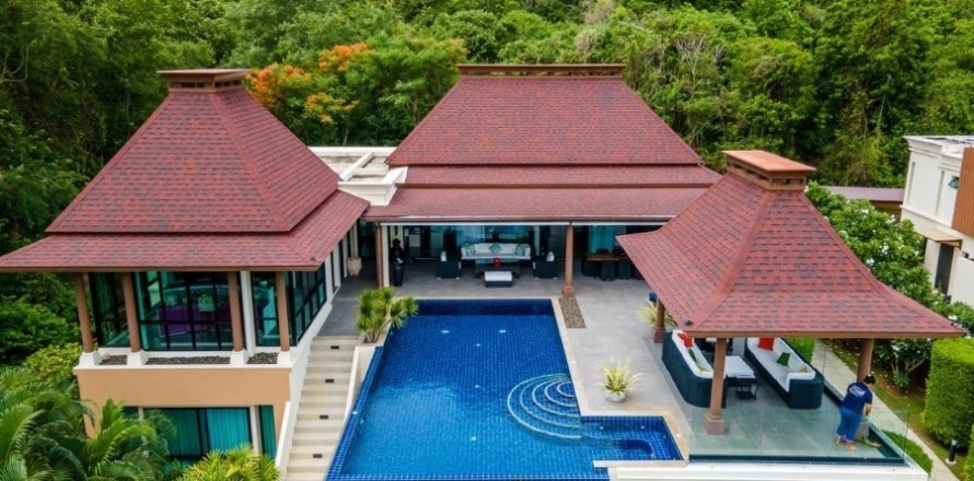 Villa in Hua Hin, Thailand 5 bedrooms № 168604