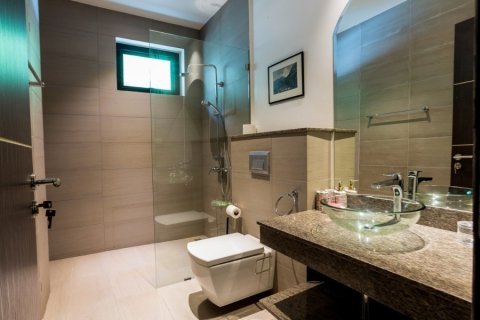 Villa in Hua Hin, Thailand 5 bedrooms № 168604 - photo 28