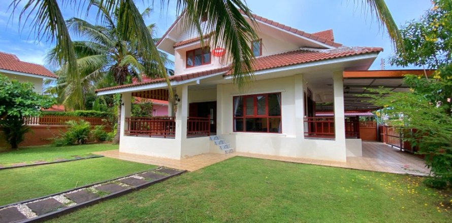 Villa in Pran Buri, Thailand 3 bedrooms № 168603