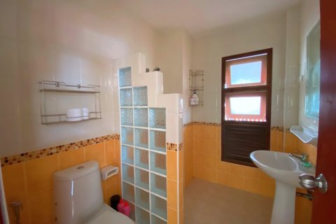 Villa in Pran Buri, Thailand 3 bedrooms № 168603 - photo 28