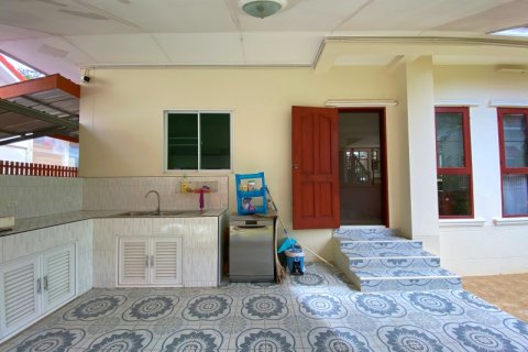Villa in Pran Buri, Thailand 3 bedrooms № 168603 - photo 15
