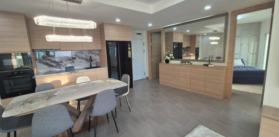 Appartement à Pattaya, Thaïlande 3 chambres № 180294