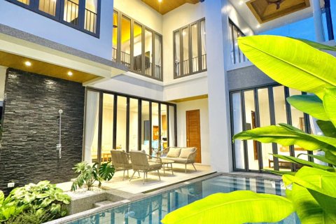 Villa in Pattaya, Thailand 3 bedrooms № 180298