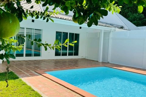 Villa in Pattaya, Thailand 3 bedrooms № 180297