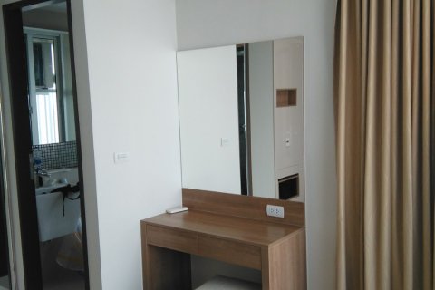 Кондоминиум с 1 спальней в Сатхоне, Бангкок, Таиланд № 143497 - фото 6