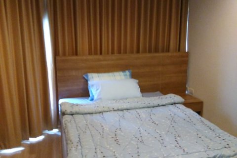 Кондоминиум с 1 спальней в Сатхоне, Бангкок, Таиланд № 143497 - фото 4