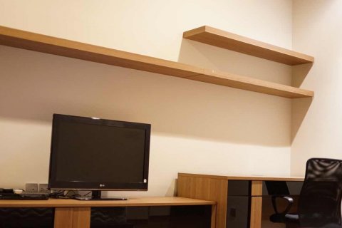 Condo in Bangkok, Thailand, 2 bedrooms № 143501 - photo 13