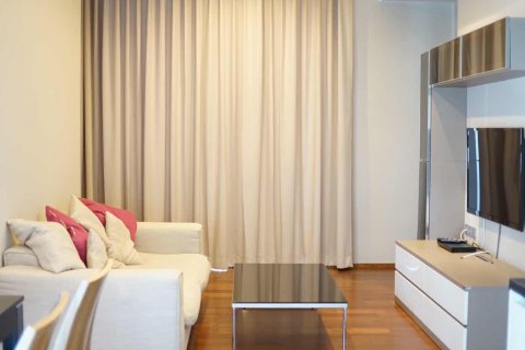 Condo in Bangkok, Thailand, 2 bedrooms № 143501 - photo 1
