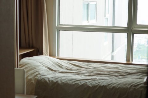 Condo in Bangkok, Thailand, 2 bedrooms  № 143499 - photo 5