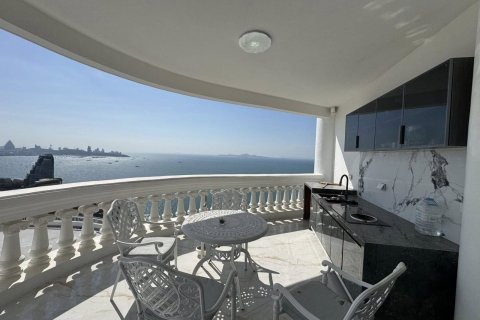 Condo in Pattaya, Thailand, 2 bedrooms  № 157378 - photo 5