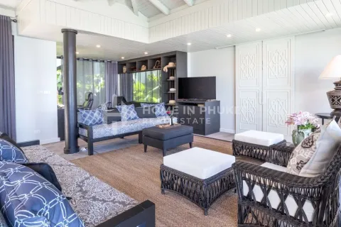 House in Phuket, Thailand 5 bedrooms № 157382 - photo 7