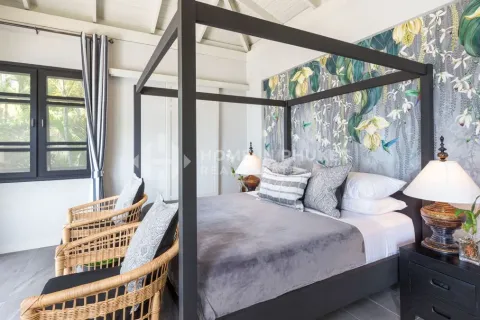 House in Phuket, Thailand 5 bedrooms № 157382 - photo 14