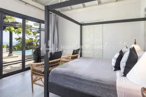 House in Phuket, Thailand 5 bedrooms № 157382 - photo 21