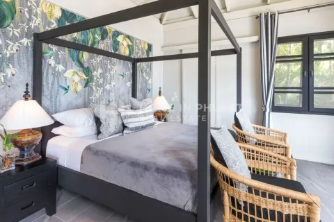 House in Phuket, Thailand 5 bedrooms № 157382 - photo 22