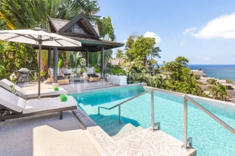 House in Phuket, Thailand 5 bedrooms № 157382 - photo 25