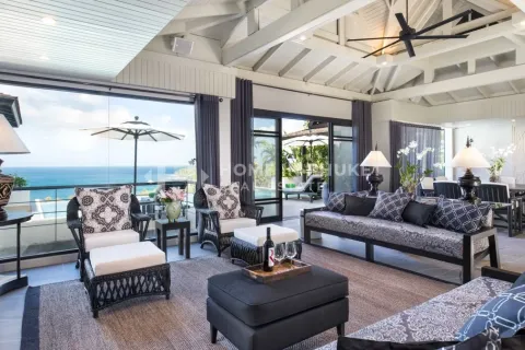 House in Phuket, Thailand 5 bedrooms № 157382 - photo 5